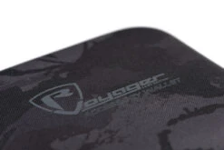 Fox Rage Camo Voyager Hard Accessory Wallet 14 Fox Rage Camo Voyager Hard Accessory Wallet -Matériel de pêche 5299dcaf38e3f2dd