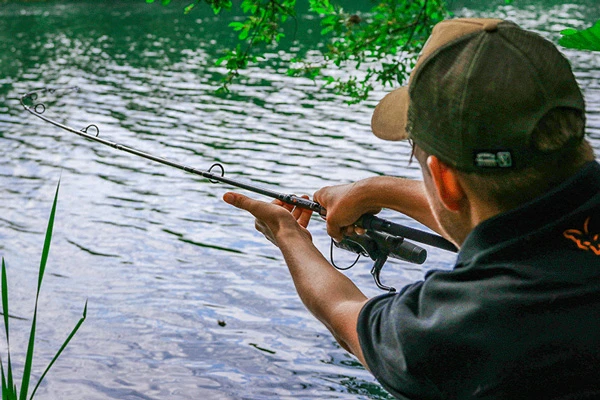 Fox Explorer 8-10 Ft 3 Lb Full Shrink 3 Fox Explorer 8-10 Ft 3 Lb Full Shrink