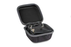 Fox Rage Camo Voyager Hard Accessory Wallet 16 Fox Rage Camo Voyager Hard Accessory Wallet -Matériel de pêche 7e160338bd0bbaac