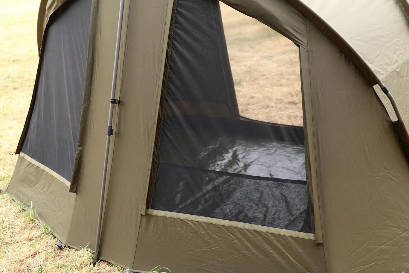 Fox R Series 1 Man XL Khaki Bivvy (incl. Dôme Intérieur) 11 Fox R Series 1 Man XL Khaki Bivvy (incl. Dôme Intérieur) – Image 9