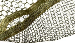 Epuisette Trakker EQ Carbon Landing Net Olive -Matériel de pêche 8020c40153feffd1
