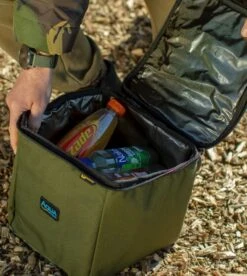 Sac Isotherme Aqua Black Series Session Cool Bag -Matériel de pêche 86342f12eacdeb06