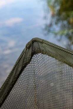 Epuisette Carpe Ultimate DeLuxe Carp Net 42" Avec Manche Carbone 2pcs -Matériel de pêche a38faafc08a99e0b