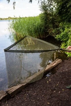 Epuisette Carpe Ultimate DeLuxe Carp Net 42" Avec Manche Carbone 2pcs -Matériel de pêche b609ac8fe4684048