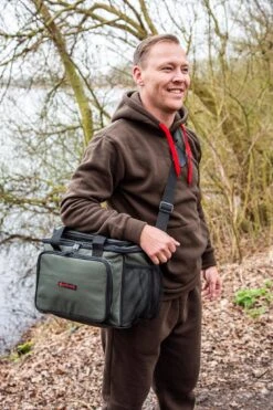 Ultimate Compact Carry All Green -Matériel de pêche bcbaf102caf99840