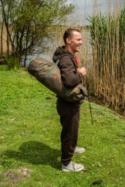 Ultimate Adventure Brolly Overwrap 28 Ultimate Adventure Brolly Overwrap -Matériel de pêche c64621e5dbcc4417