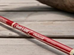 Patriot Pikehound Hyrräkelavapa 239cm <120g -Matériel de pêche d5f7cae1596eb70a