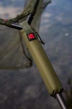 Epuisette Carpe Ultimate DeLuxe Carp Net 42" Avec Manche Carbone 2pcs -Matériel de pêche ef9b9c7da9edb08e